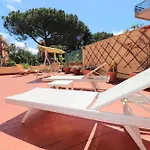 Grand Terrace Family Apartament