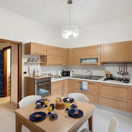 Апартаменты Grand Terrace Family
