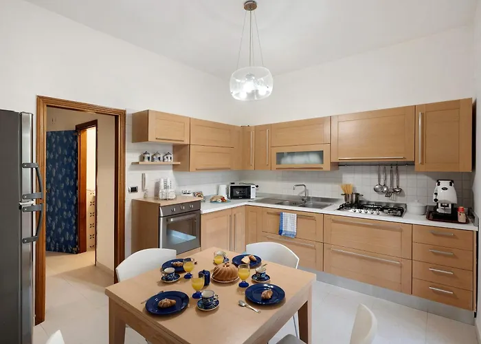 Grand Terrace Family سورينتو