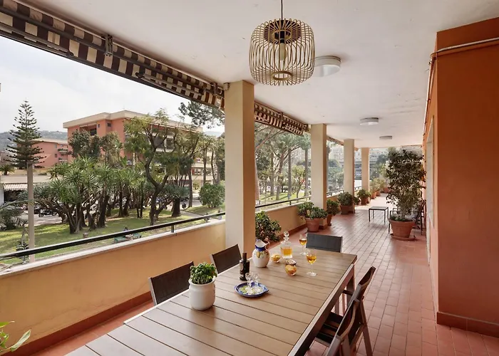 Grand Terrace Family شقة سورينتو